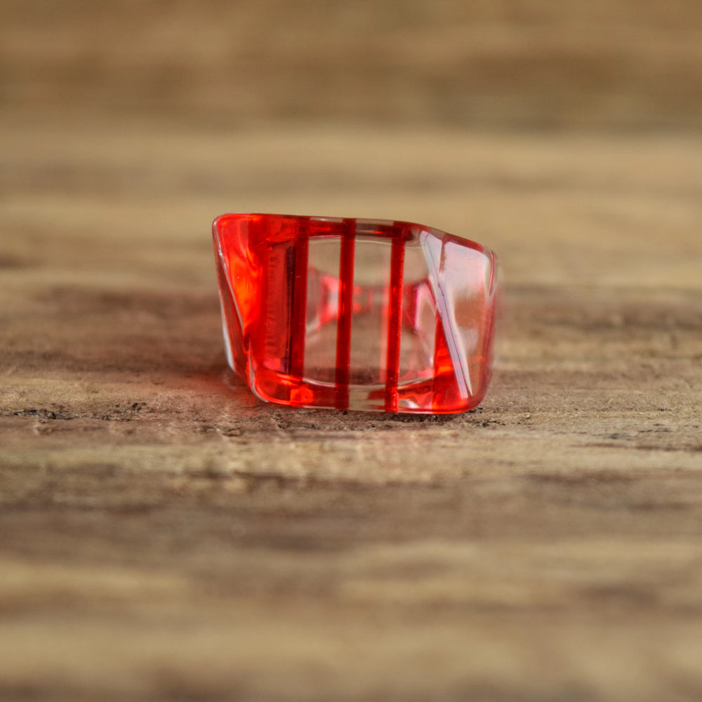 Vintage Red Striped Clear Lucite Ring - Size 9 – YournNonce